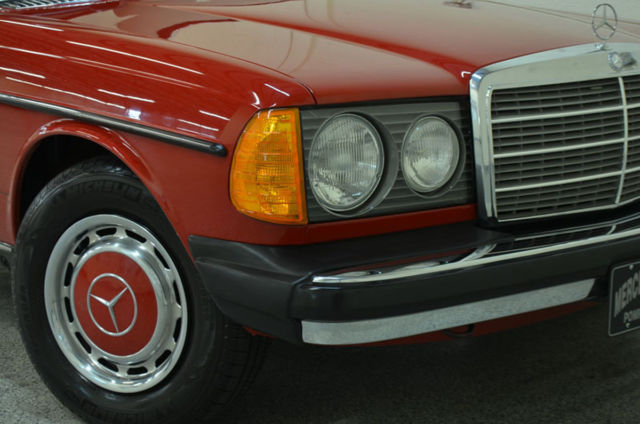 1979 Mercedes-Benz 300-Series Base Coupe 2-Door - photo 6