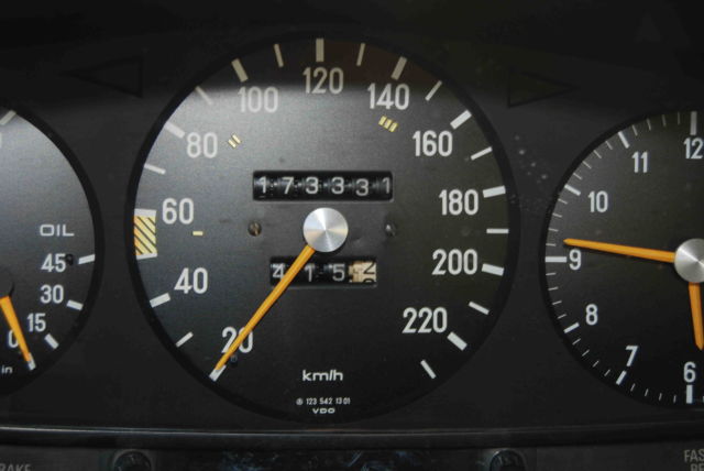 1979 Mercedes-Benz 300-Series Base - photo 7