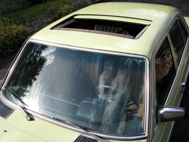 1979 Mercedes-Benz 300-Series - photo 11