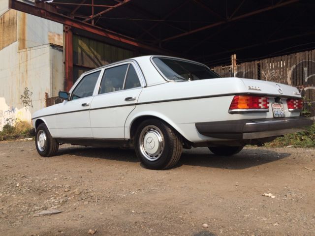1979 Mercedes-Benz 300-Series - photo 4