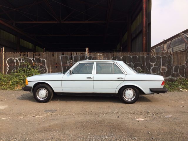 1979 Mercedes-Benz 300-Series - photo 5