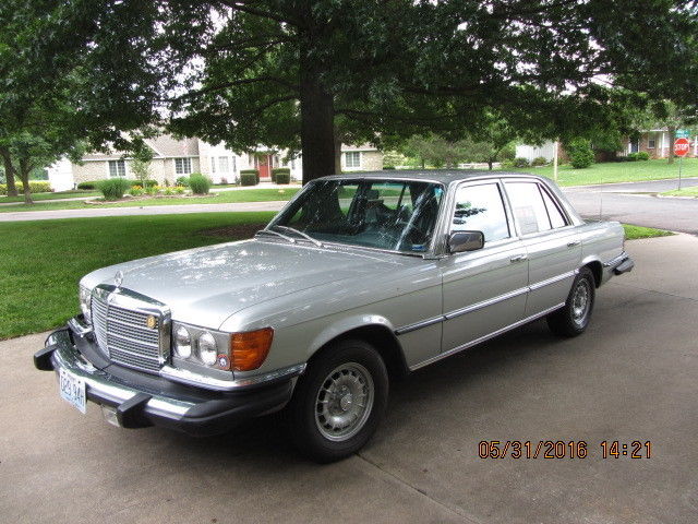 1979 Mercedes-Benz 300-Series - photo 2