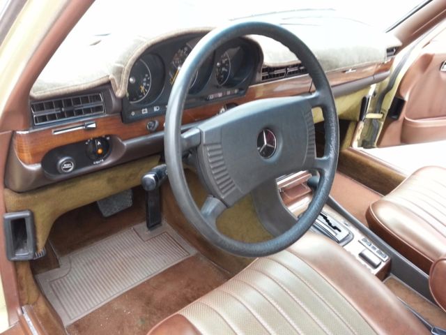 1979 Mercedes-Benz 300-Series - photo 7