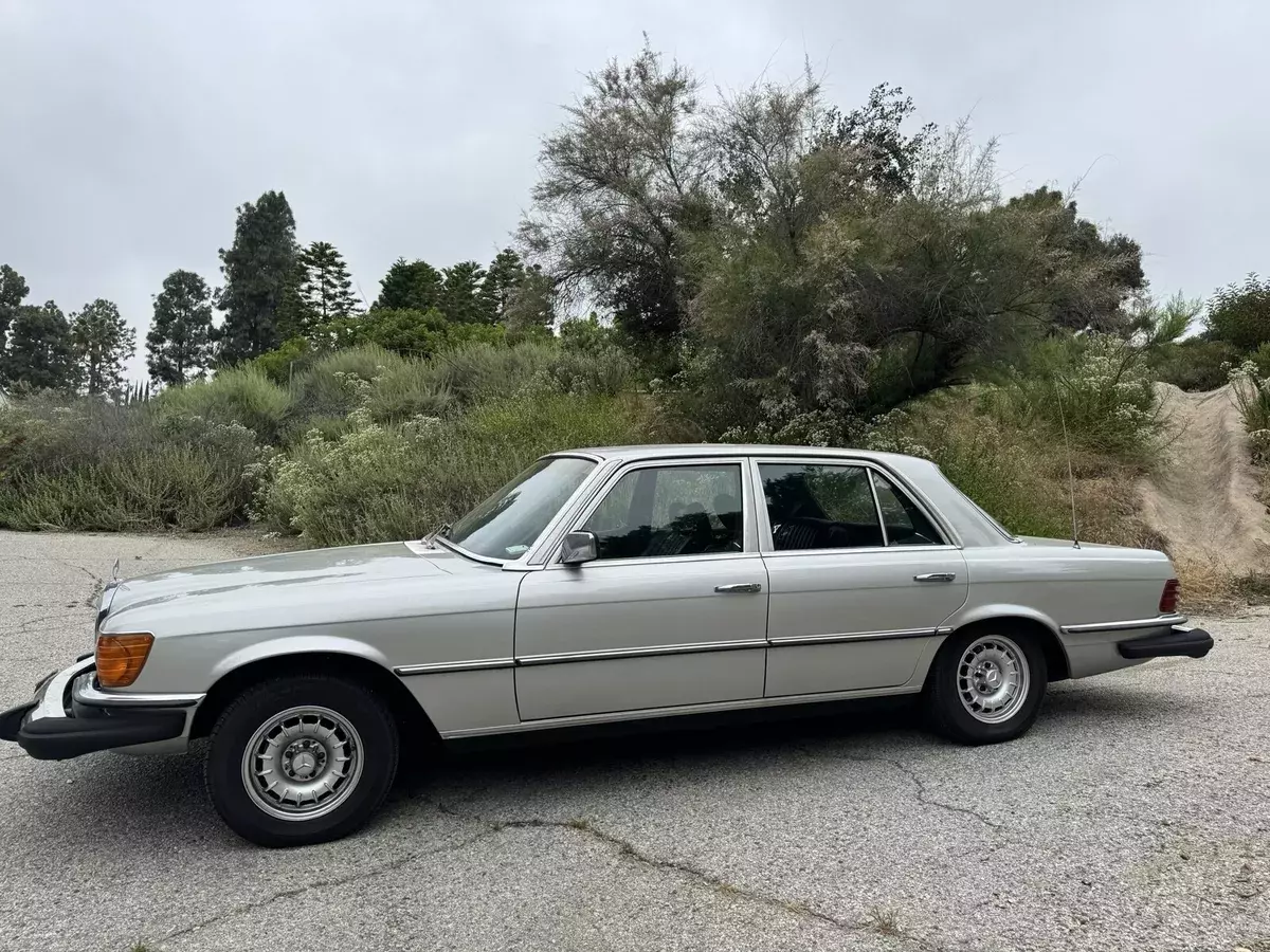 1979 Mercedes-Benz 300SD Sedan Grey 1979 Mercedes-Benz 300SD