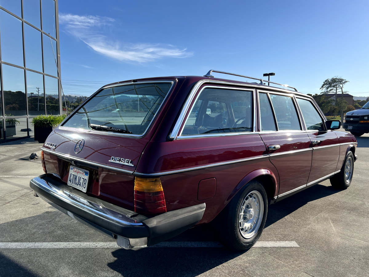 1979 Mercedes-Benz 300-Series - photo 11