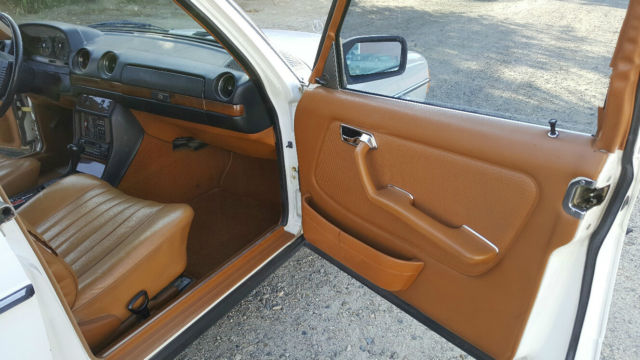 1979 Mercedes-Benz 300-Series TD - photo 12