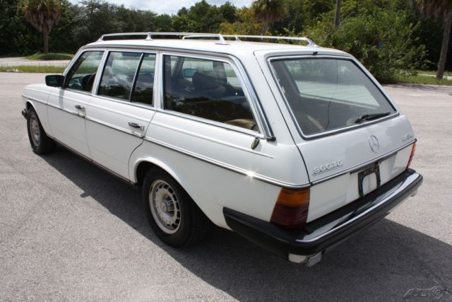 1979 Mercedes-Benz 300-Series 300TD WAGON DIESEL W123 T-MODEL NO RESERVE!! - photo 6