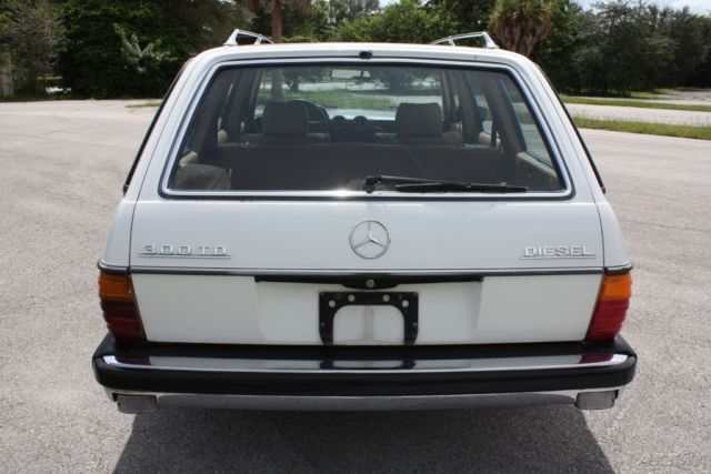1979 Mercedes-Benz 300-Series 300TD WAGON DIESEL W123 T-MODEL NO RESERVE!! - photo 8