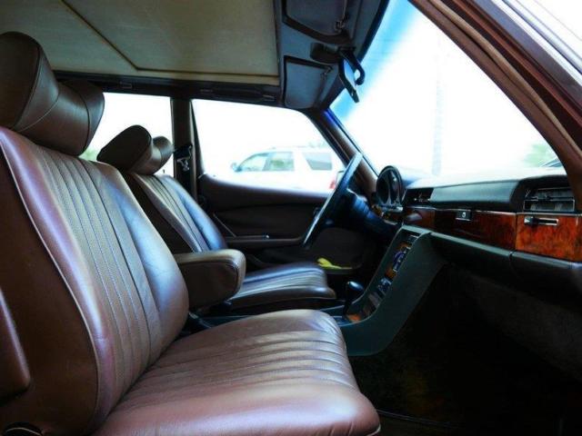 1979 Mercedes-Benz 400-Series 6.9 Fuel-injected - photo 6