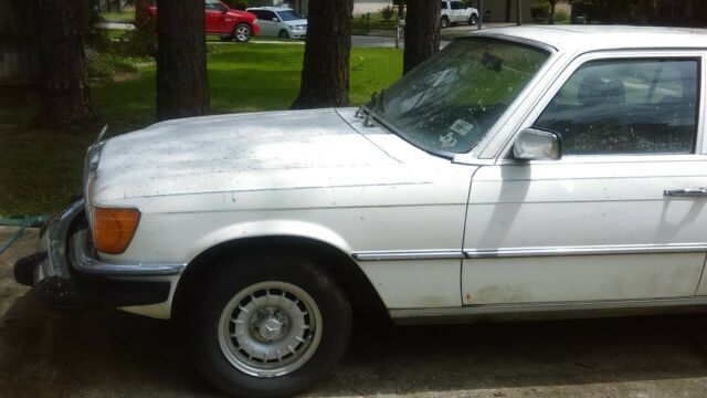 1979 Mercedes-Benz 400-Series - photo 2