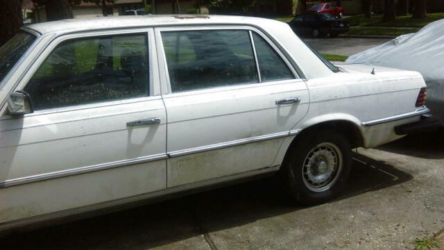 1979 Mercedes-Benz 400-Series - photo 3