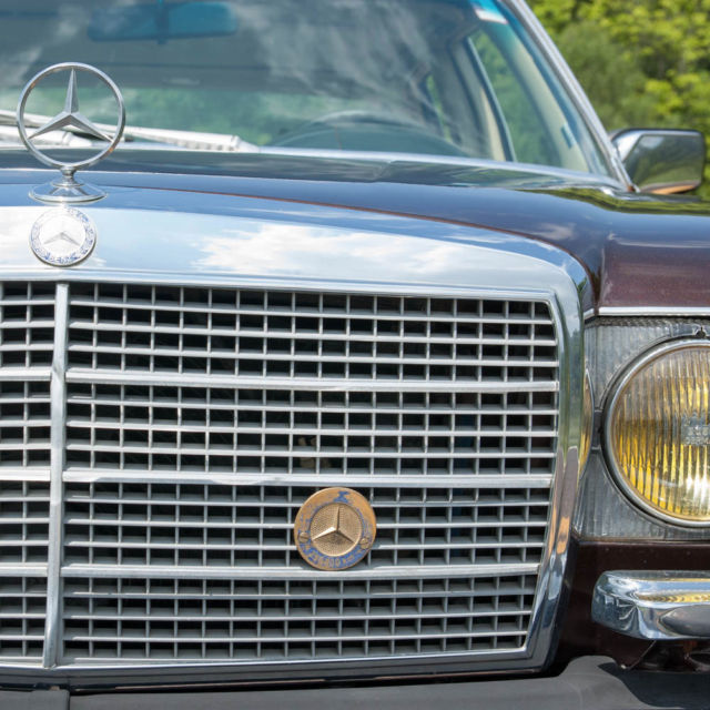1979 Mercedes-Benz 400-Series - photo 2
