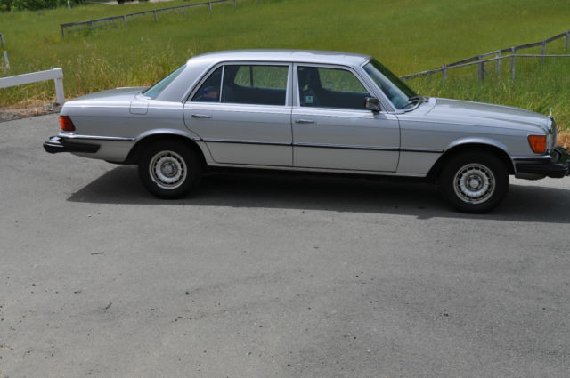 1979 Mercedes-Benz 400-Series -- - photo 4