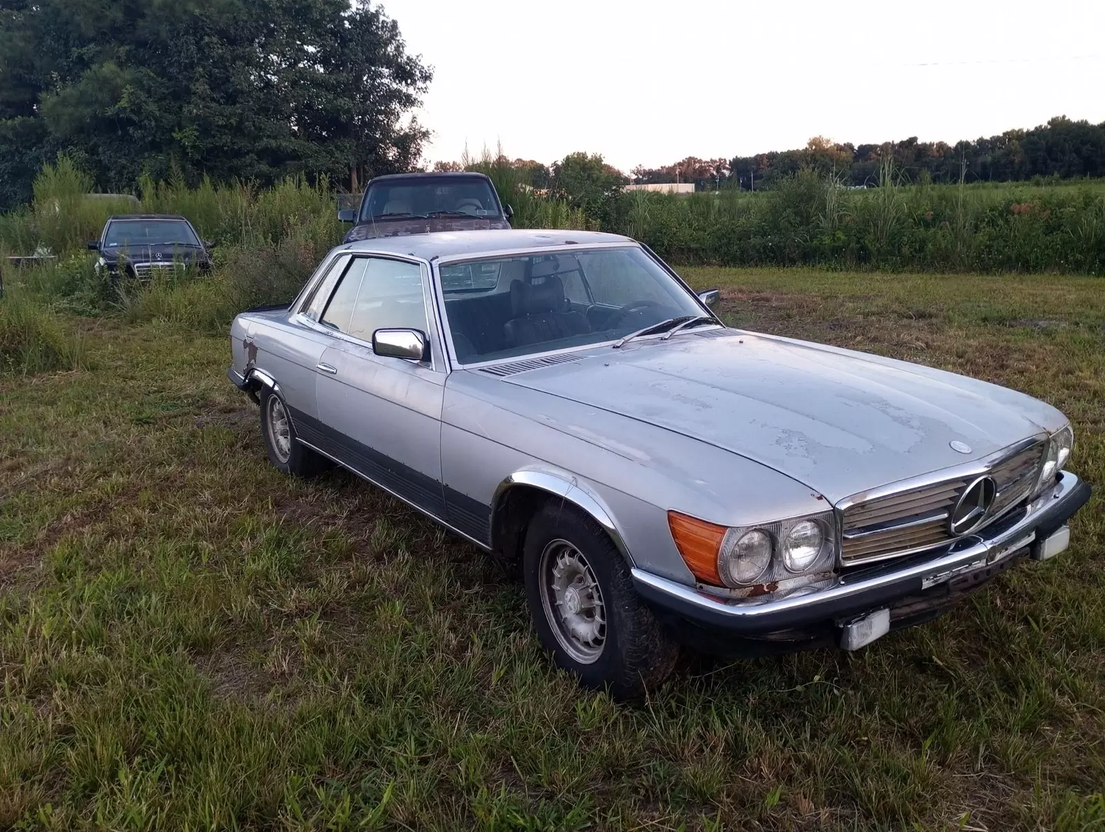 1979 Mercedes-Benz 500 SLC leather