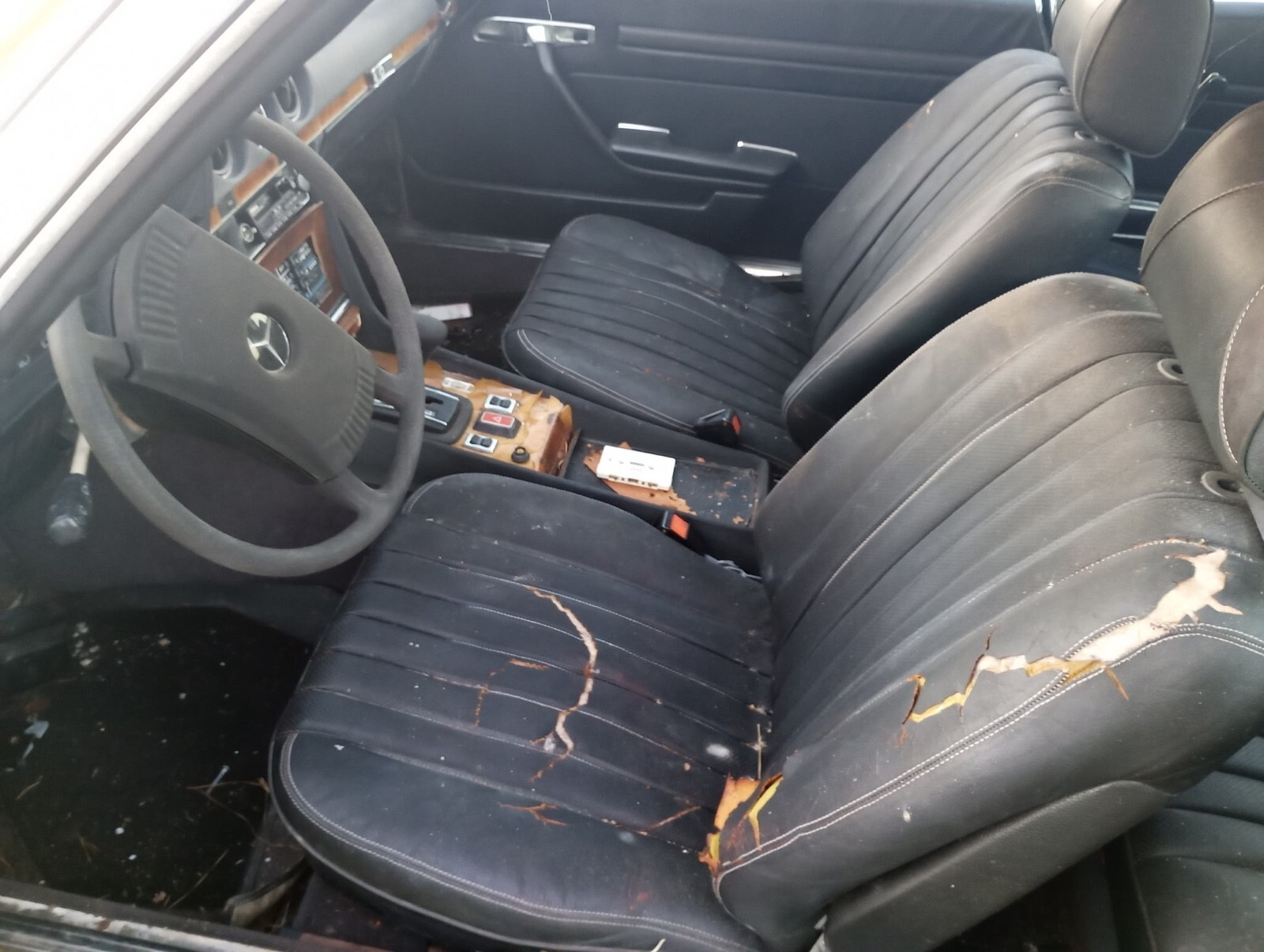 1979 Mercedes-Benz 500 SLC leather - photo 13