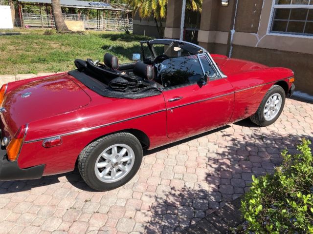 1979 MG MGB Roadster - photo 2