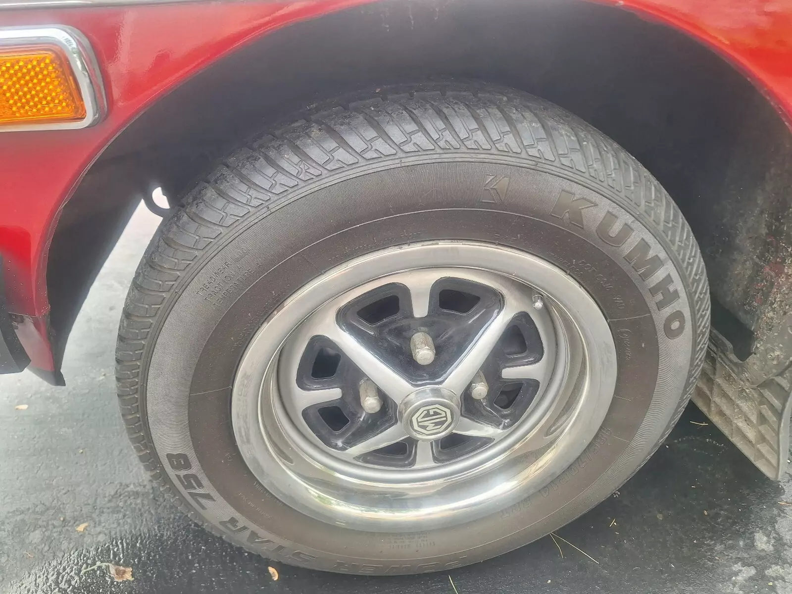 1979 MG MGB 2 door - photo 5