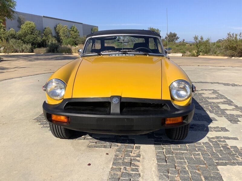 1979 MGB - photo 2