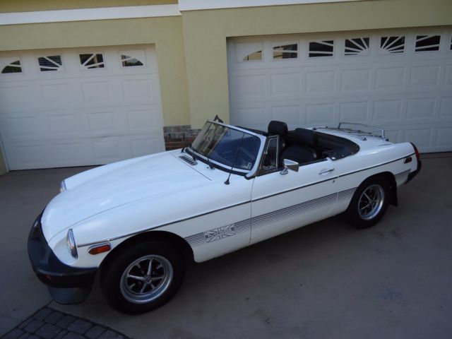 1979 MG MGB MK IV Convertible 2-Door - photo 2