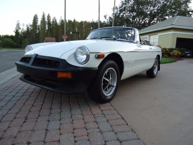 1979 MG MGB MK IV Convertible 2-Door - photo 8