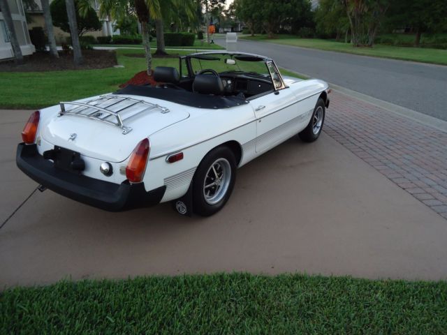 1979 MG MGB MK IV Convertible 2-Door - photo 9