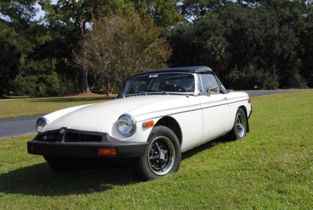 1979 MG MGB Roadster. 4-cylinder, soft top convertible. Good Condition. 1979 MG MGB