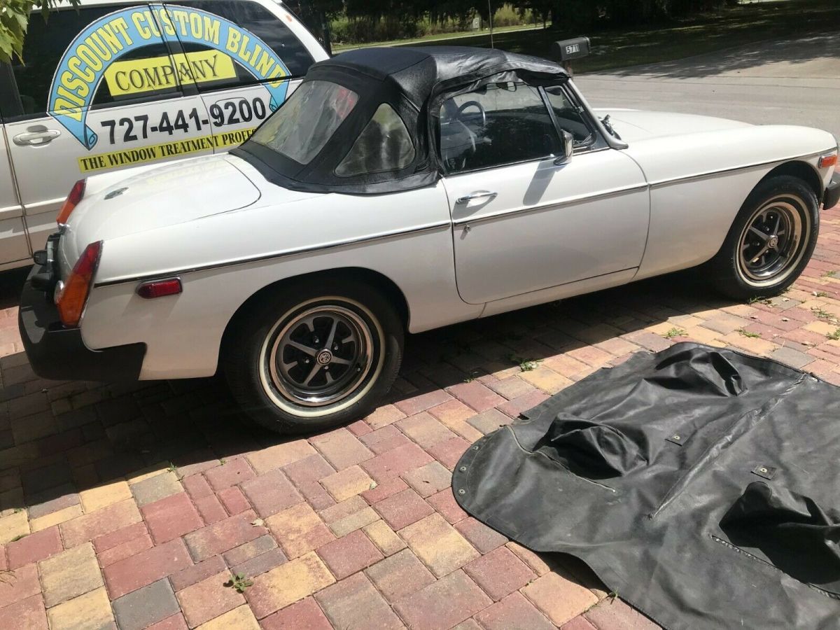 1979 MG MGB Roadster - photo 6