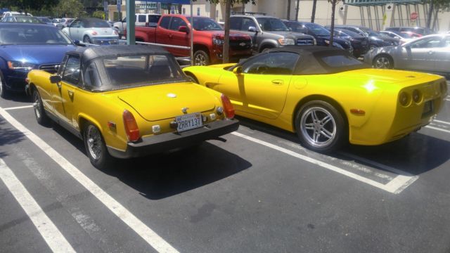 1979 MG Midget 4960 mile original Inca Yellow MG Midget The top h - photo 6