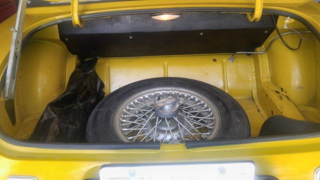 1979 MG Midget 4960 mile original Inca Yellow MG Midget The top h - photo 9