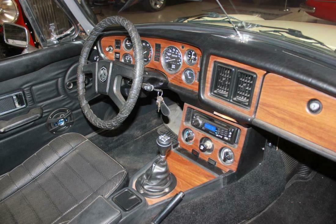 1979 MG Roadster - photo 10