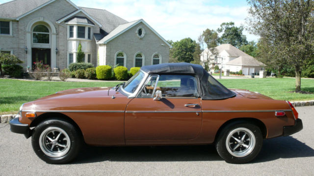 1979 MGB CONVERTIBLE ONLY 14,145 ORIGINAL MILES ALL ORIGINAL OVERDRIVE CAR 1979 MG MGB