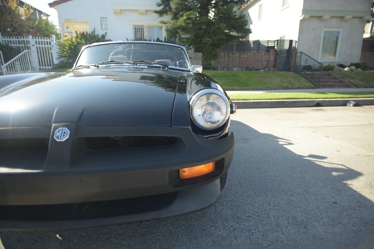 1979 MGB Limited Edition, Limited Edition, Great Condition! - photo 2