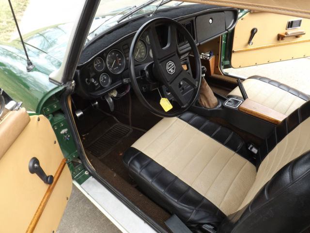 1979 MG MGB MK IV Convertible 2-Door 2-tone Green - photo 13