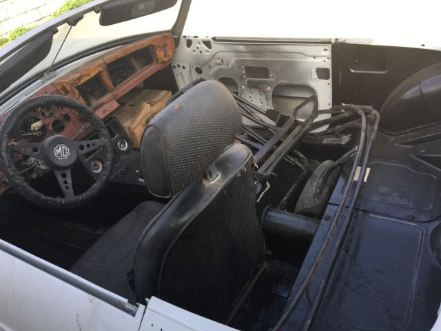 1979 MG MGB MK IV Convertible 2-Door - photo 10