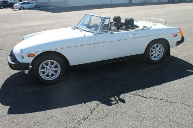 1979 MG MGB B - photo 2