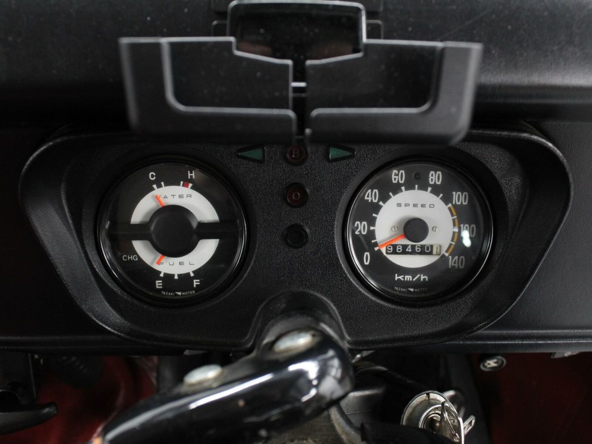 1979 Mitsubishi Jeep - photo 11