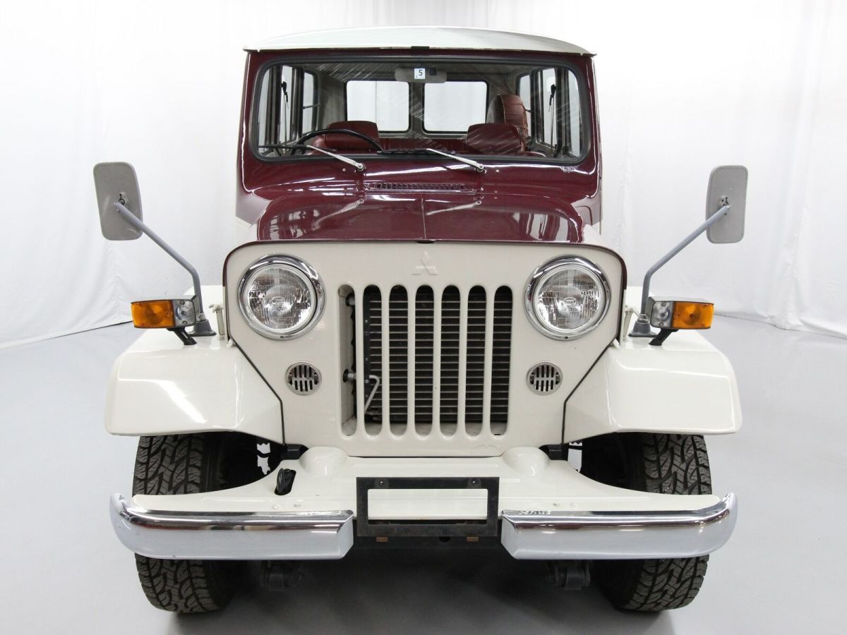 1979 Mitsubishi Jeep - photo 2
