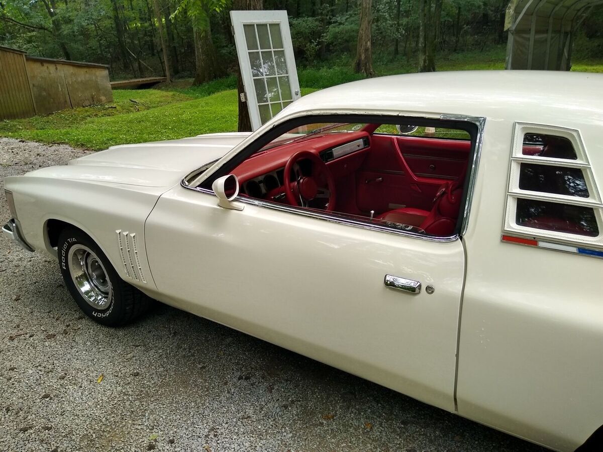 1979 Chrysler 300 - photo 3