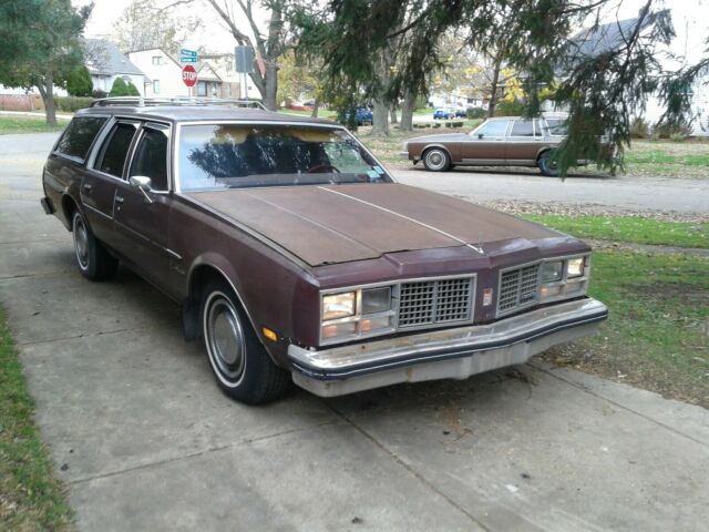 1979 Oldsmobile Custom Cruiser Chrome - photo 2