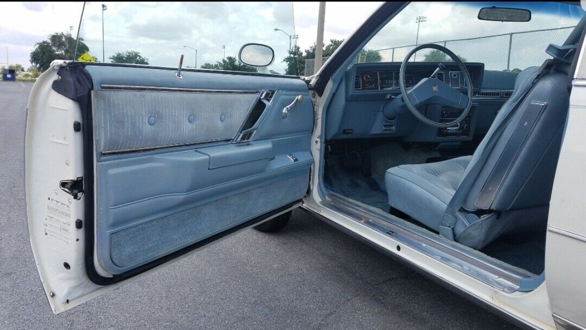 1979 Oldsmobile Cutlass Supreme Brougham - photo 11