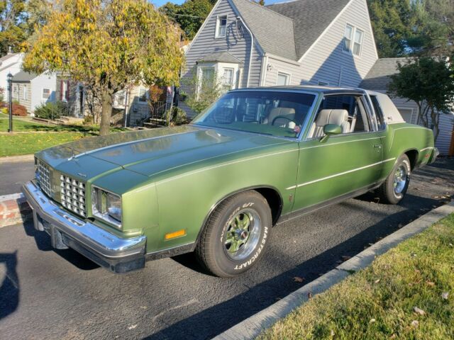 1979 Oldsmoble Cutlass Calais T-top 5.0L MINT 17,000 miles no rust 1979 Oldsmobile Cutlass Calias