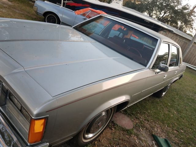 1979 Oldsmobile Ninety-Eight Regency - photo 2