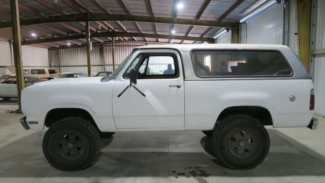 1979 Plymouth TRAILDUSTER 360 V8! 4X4! OFFROAD! SCROLL DOWN FOR PICS! - photo 3