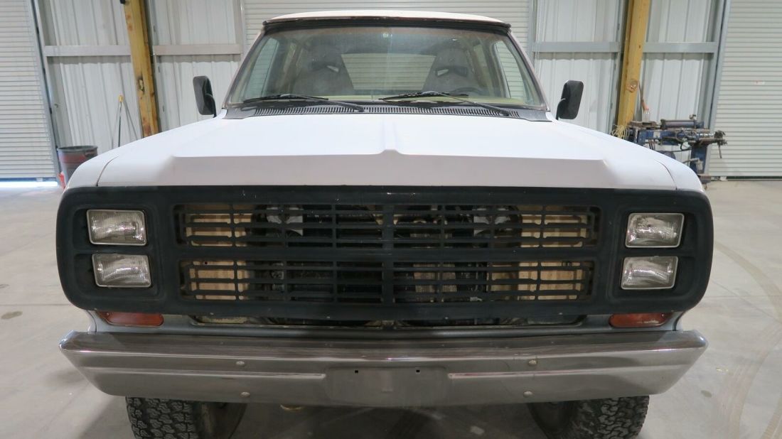 1979 Plymouth TRAILDUSTER 360 V8! 4X4! OFFROAD! SCROLL DOWN FOR PICS! - photo 4