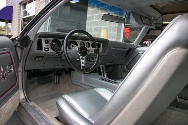 1979 Pontiac Trans Am Free Shipping Until December 1 - photo 13