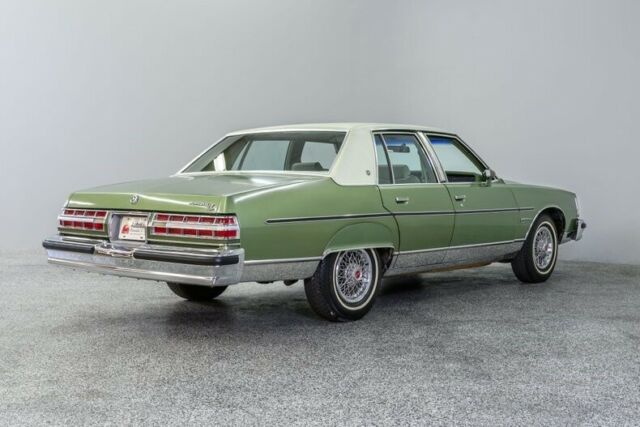 1979 Pontiac Bonneville Brougham - photo 8