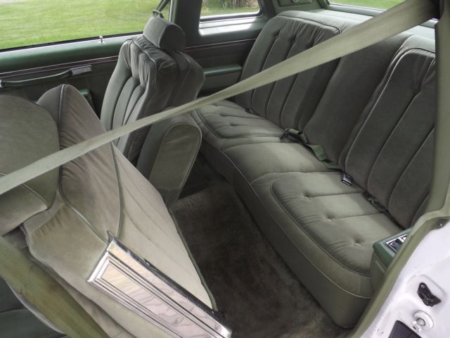 1979 Pontiac Bonneville Brougham - photo 13
