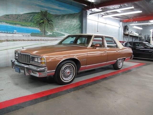 1979 Pontiac Bonneville -- - photo 4