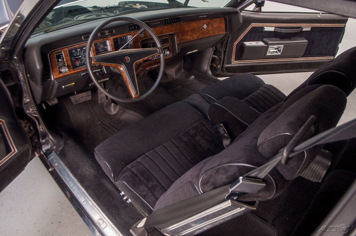 1979 Pontiac Bonneville Coupe - photo 11