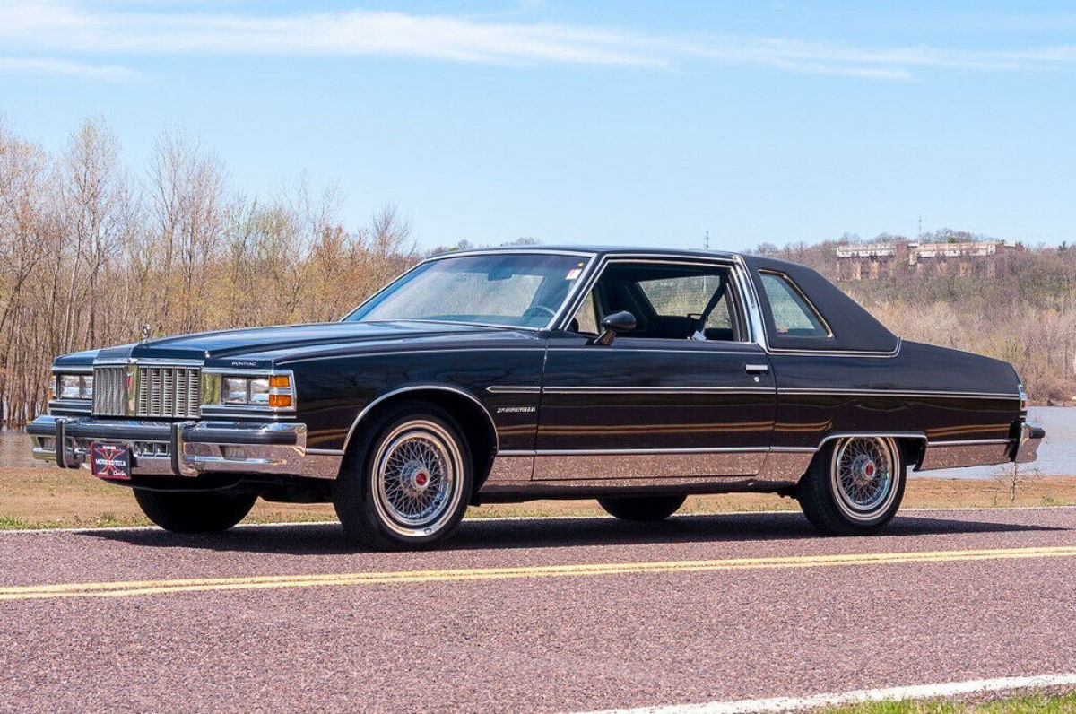 1979 Pontiac Bonneville Coupe - photo 3